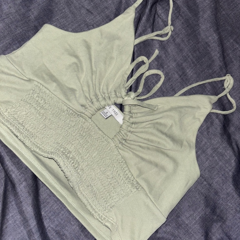 LIGHT GREEN TOP